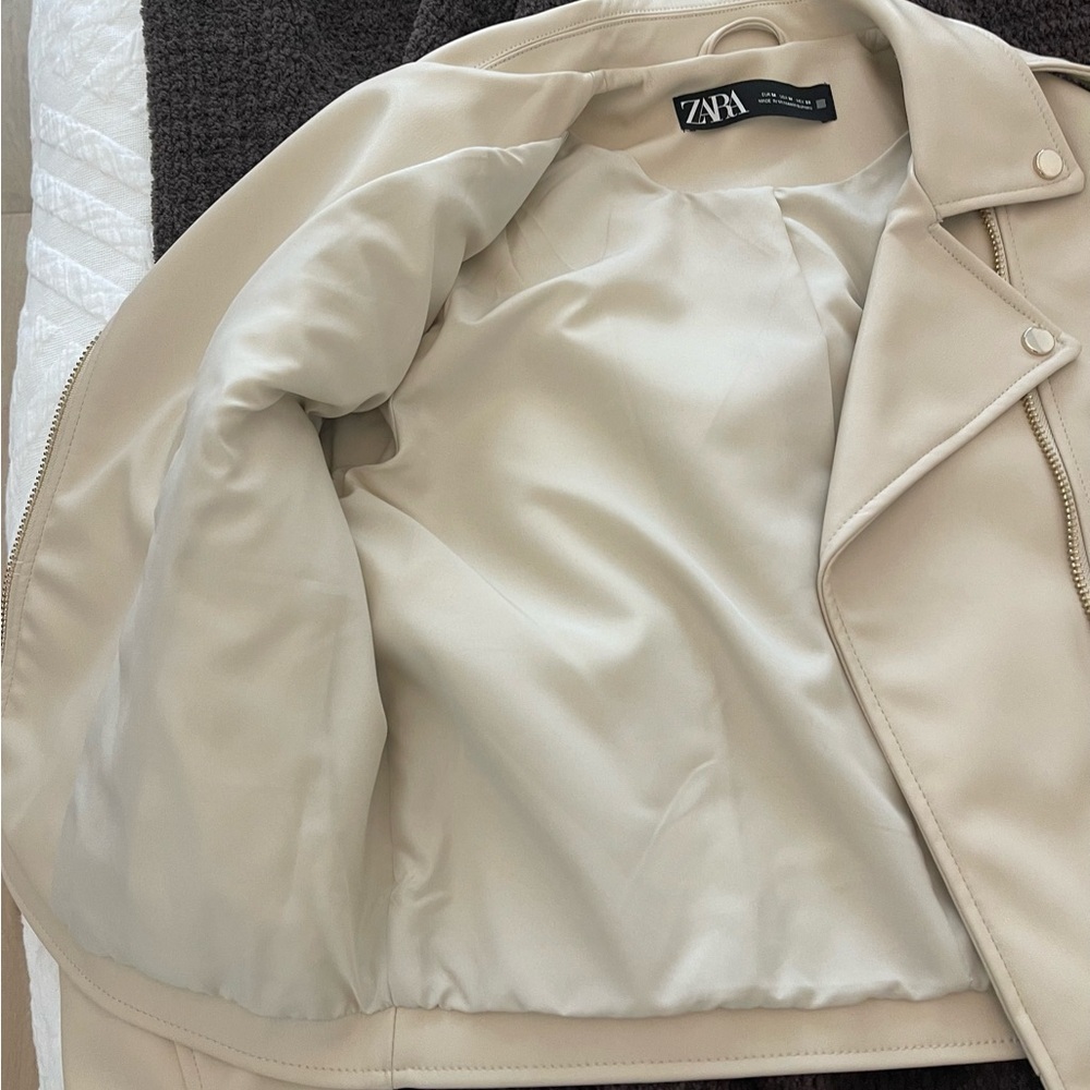 Zara Cream Women's Faux Leather Jacket - Picture 4 of 6